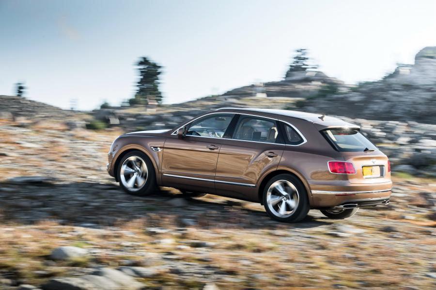  Bentley Bentayga 2016 года  (WW) (фото 17 из 45)